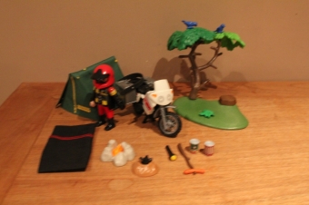 Playmobil motor met tent 5438.