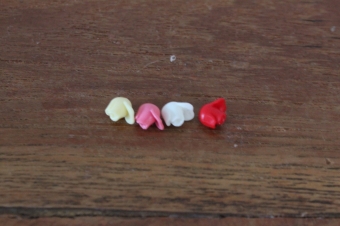 Playmobil roosje dichte knop in diverse kleuren.