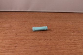 Playmobil licht blauwe tube.