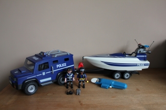 Playmobil politie speedboot met jeep 5187.