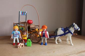 Playmobil kar met paarden 4186