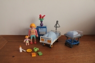 Playmobil kraambed met moeder en baby. 6660.